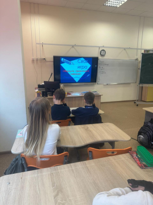 Викторина "Своя игра" по теме "Формула правильного питания" (4в класс)